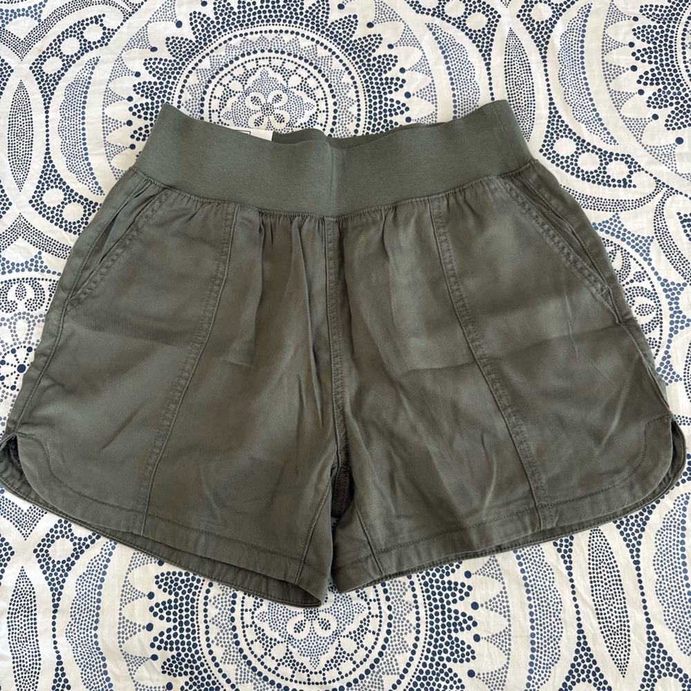 Women's Tencel Shorts Size S Member’s Mark Army Green Relaxed Fit 100% Lyocell